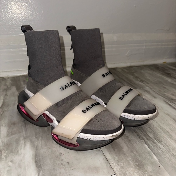 Balmain Gray and Pink High-Top Sneakers - Picture 6 of 10